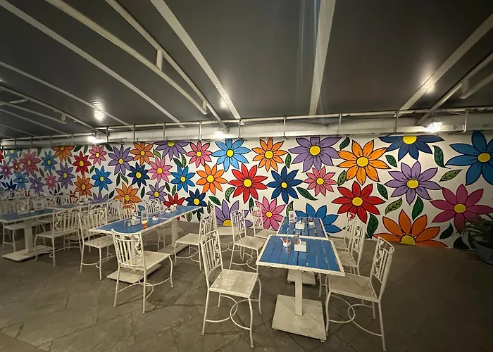 Staybird - B Suite, Business Hotel, Kharadi