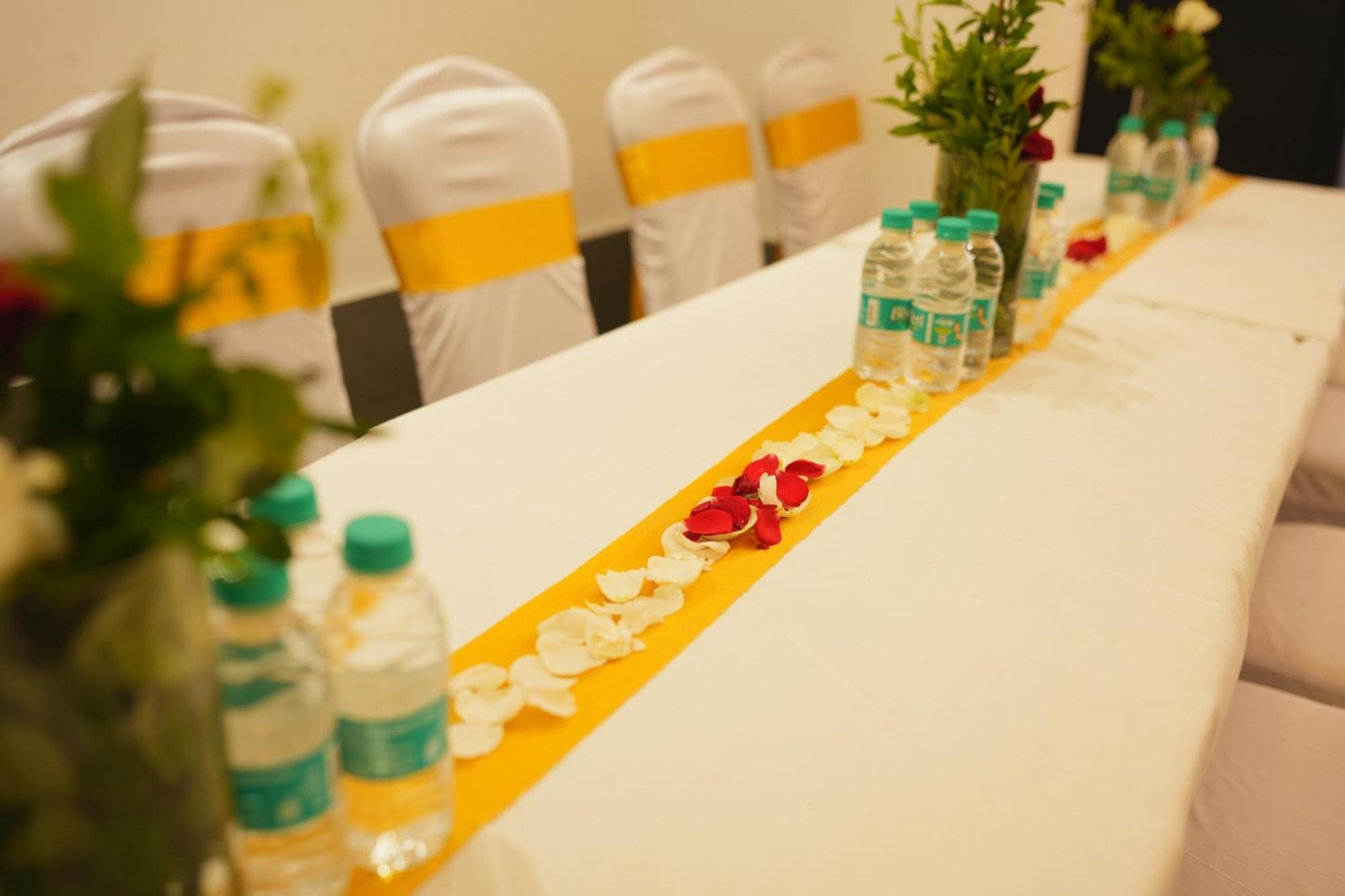 Staybird - B Suite, Business Hotel, Kharadi Hotel 3*