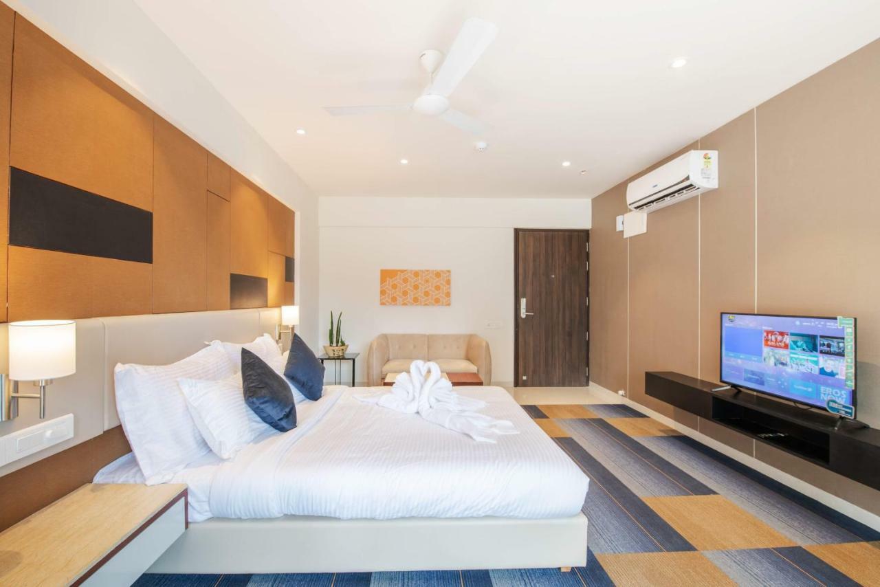 Staybird - B Suite, Business Hotel, Kharadi